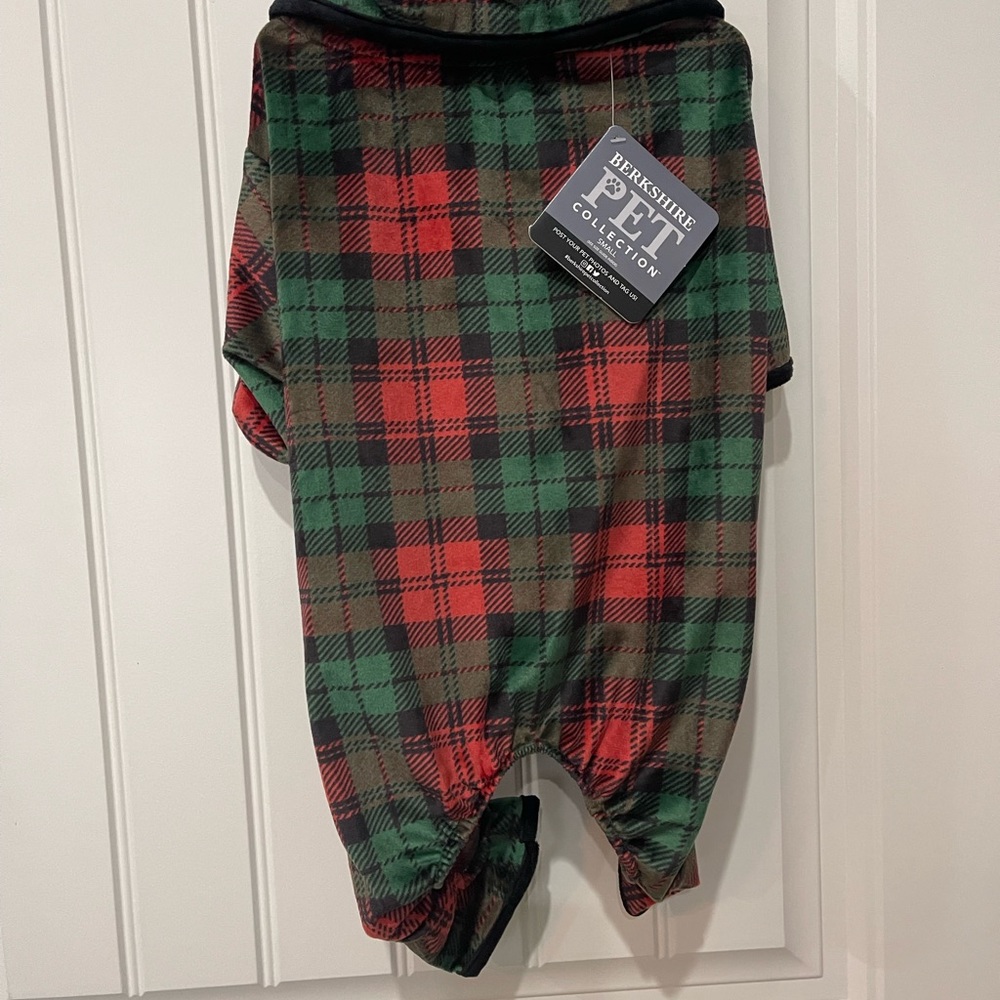 ✨✨Berkshire Pet Collection Onesie✨ - Picture 6 of 6